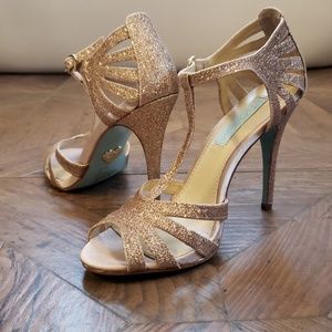 Betsey Johnson 6.5 champagne SB-Tee